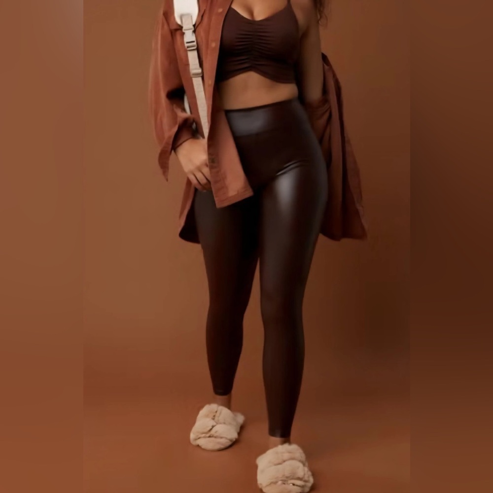 NWT OFFLINE by Aerie Real Luxe Brown Faux Leather Leggings High Waisted L Large